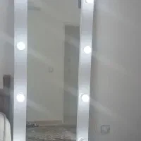 ایینه بزرگ