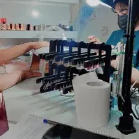 کاشت ناخن و آموزش