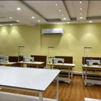 استخدام خیاط و اتو کار بسته بندی اتباع