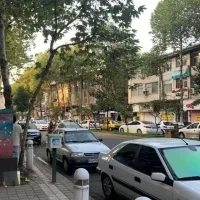 مغازه 270 متری دو طبقه در لوکیشن پر رونق گلسار