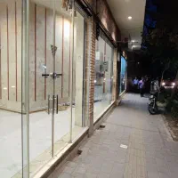 مغازه جنب ایستگاه مترو 17 شهریور