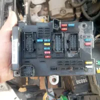 باطری سازی سیار وامداد باتری روشن کردن خودرو درمحل