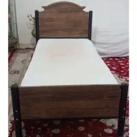 تخت یک نفره