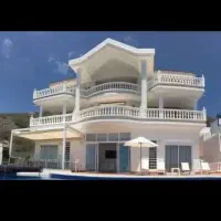 فروش-پنت-هوس-فول-300متری-2خواب-مستر-باحیاط