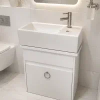 ایینه و باکس روشویی کابینتی