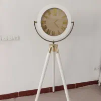 ساعت ایستاده چوبی
