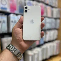 آیفون ۱۱ نرمال سفید