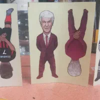 ۳ عدد برچسب فیگور کیمدی.