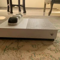 ایکس باکس وان اس یک ترابایت دو دسته