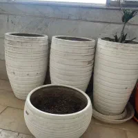 چهار عدد گلدان سفالی سفید