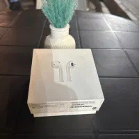 Airpod 2 درحد بسیار تمیز