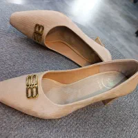 کفش پاشنه ای زنانه