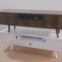 میز تلویزیون سه درب