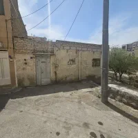 خانه-کلنگی-در-خیابان-صباحی