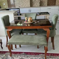 میز ناهار خوری فوری