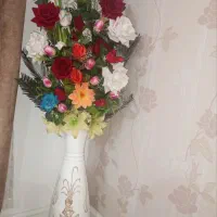گل وگلدان