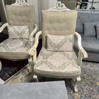 مبل و آیینه کنسول