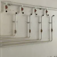 خرده کاری،برشکاری و جا به جایی انشعاب گازکشی