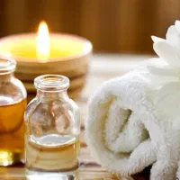 ماساژ درمانی ویژه بانوان بیمار وسالمنددرمنزل