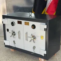 گاوصندوق زیرویترینی زبانه ۵۰ فولادی ضد دیلم ضدسرقت