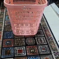 سبد سبزی و لباس