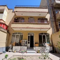 حیاط-ویلایی-در-مارالان-چهارسوق-تجلایی