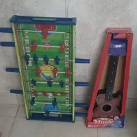 فوتبال دستی و گیتار اسباب بازی
