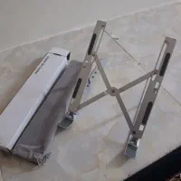 پایه نگهدارنده لب تاب