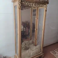 ویترین طلایی