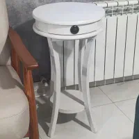 میز تلفن سفید