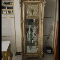ویترین ساعت دار