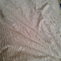 پارچه مخمل رو مبلی طرح دار