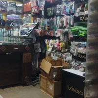 دکور و ویترین لوازم آرایشی