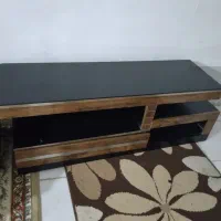 میز تلویزیون درحدنودوتیکه ای