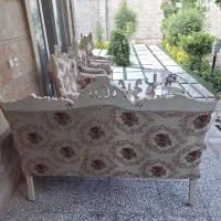 مبل نمیه سطنتی