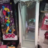 با سلام دوعدد بوفه  بایک عدد تشک تخت یک نفر ه