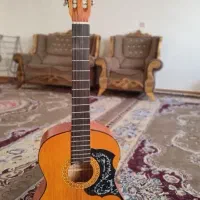 گیتار  خوش صدا درحد اکبند