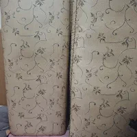 پشتی در حد نو