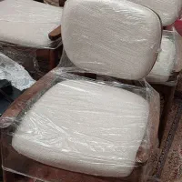 صندلی ناهارخوری بدون میز