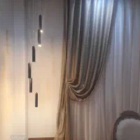 کتیبه کنار پرده