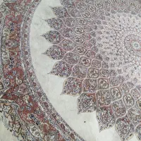 فرش گرد رنگ و طرح خیلی زیبا