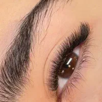 خدمات آرایشگری و زیبایی