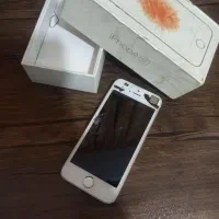 آیفون se