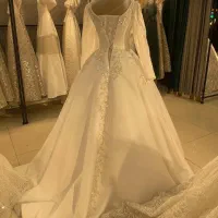 لباس عروس مزون دوز