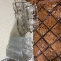 ظروف پذیرایی و گنجه و کنار سالنی