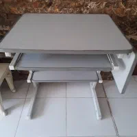 میز کامپیوتر کم جا