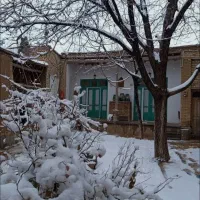 ویلائی 430 متر شمالی حاشیه ملک 24متر نزدیک به حرم