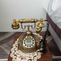 تلفن برنجی|کلکسیون اشیاء عتیقه|تهران, خانی‌آباد|دیوار
