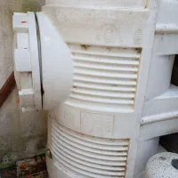 منبع آب پلاستیکی