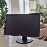 مانیتور ال جی ۲۴ اینچ پنل ips